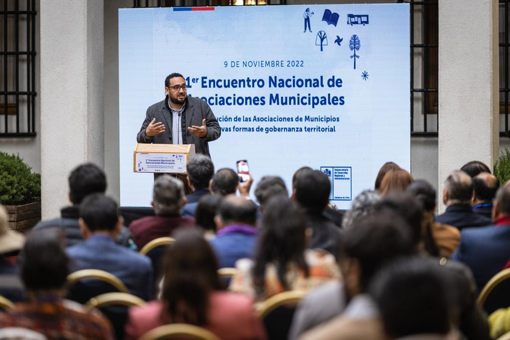 Subsecretario Nicolás Cataldo encabeza el Primer Encuentro Nacional de Asociaciones Municipales