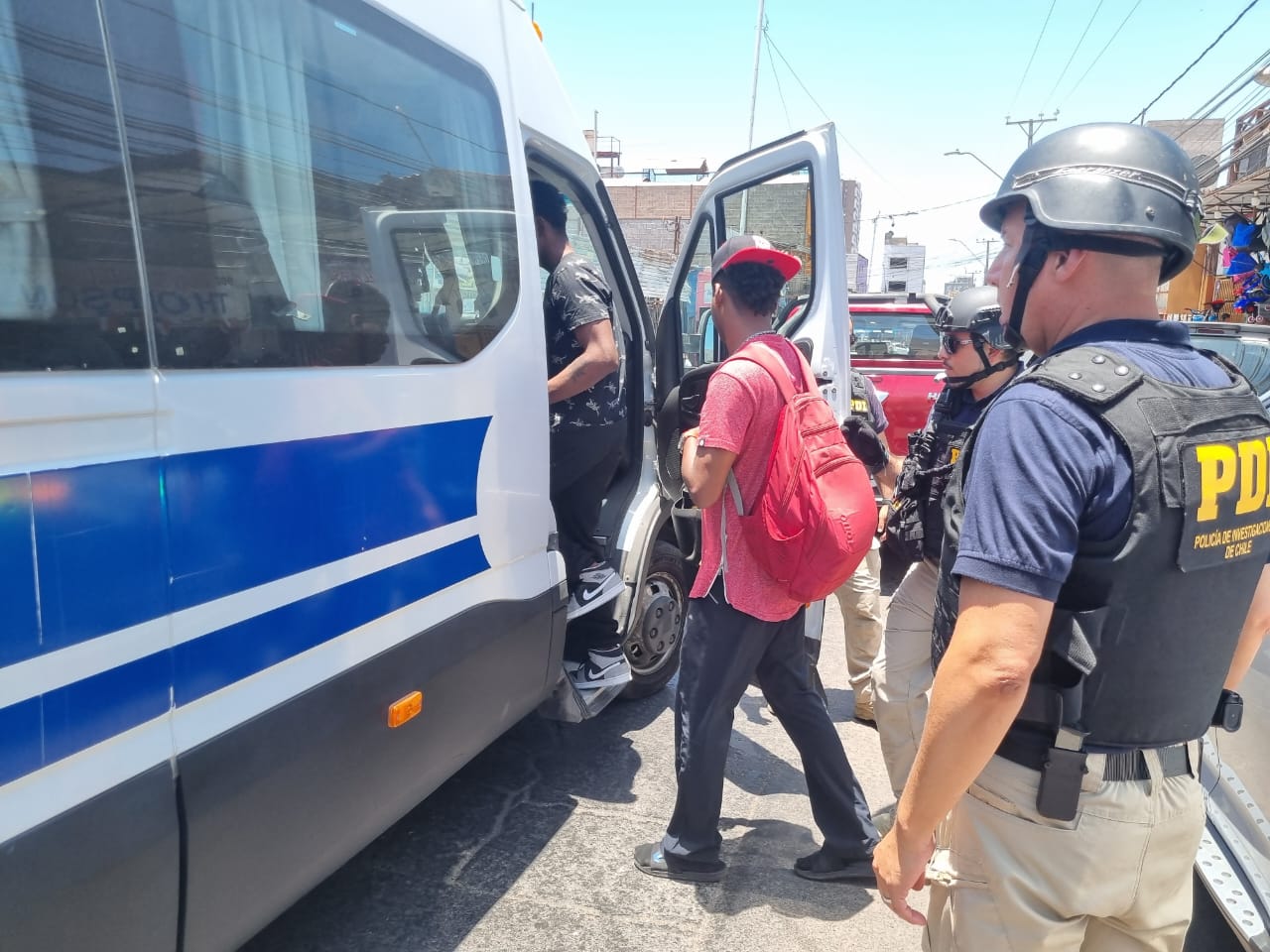 PDI realizó fiscalizaciones de extranjeros en sector centro de Iquique
