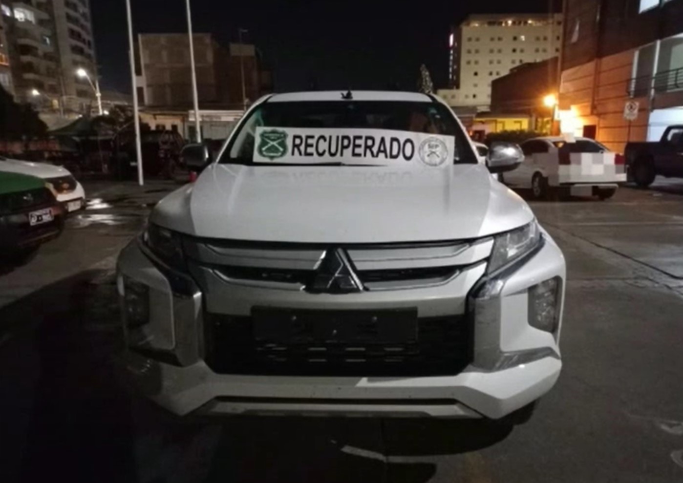 Circulaba por sector norte de Iquique en camioneta robada en Talagante
