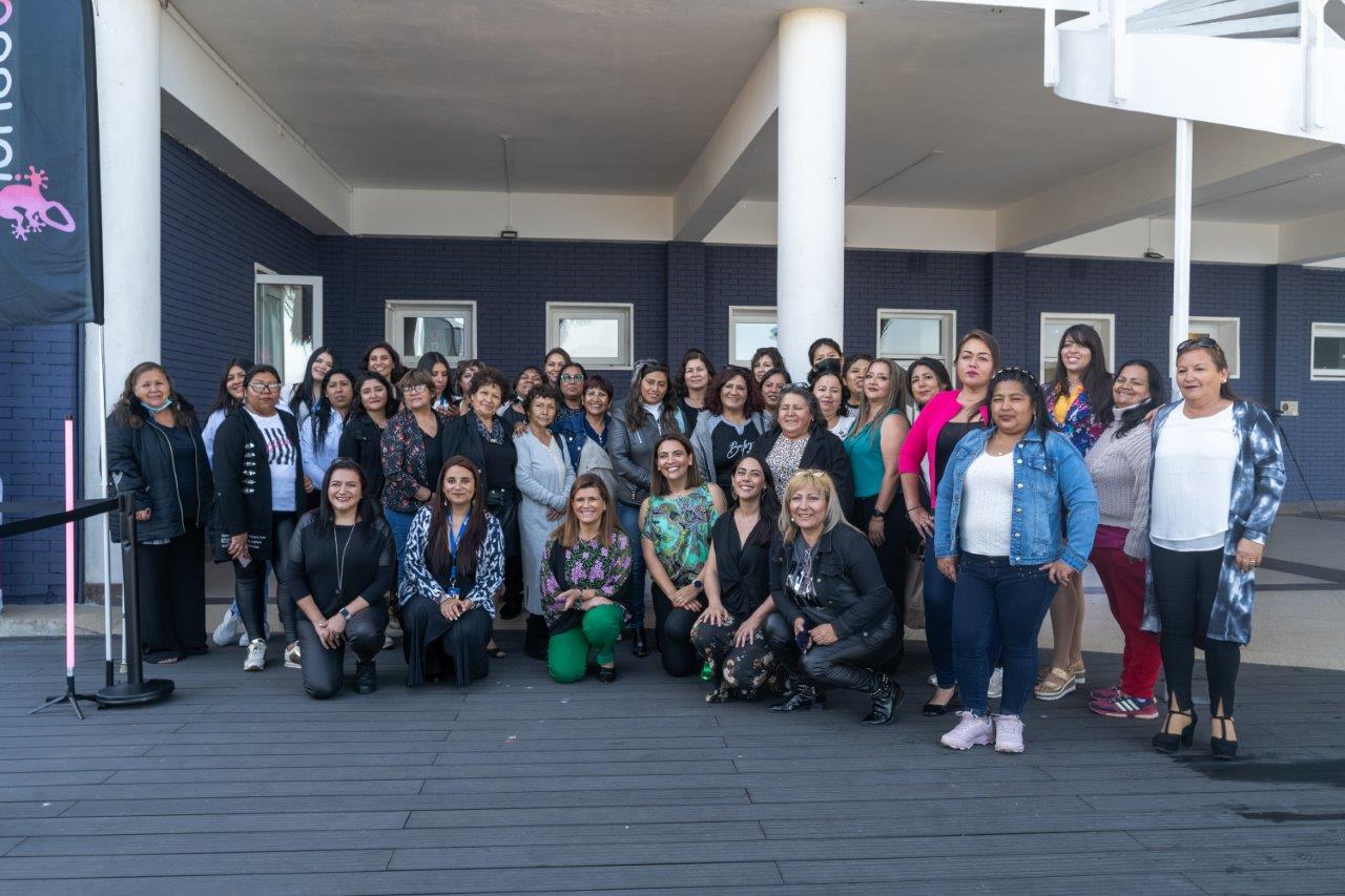 Finaliza segunda versión de Programa “Mujeres en Red” impulsado por Spence BHP