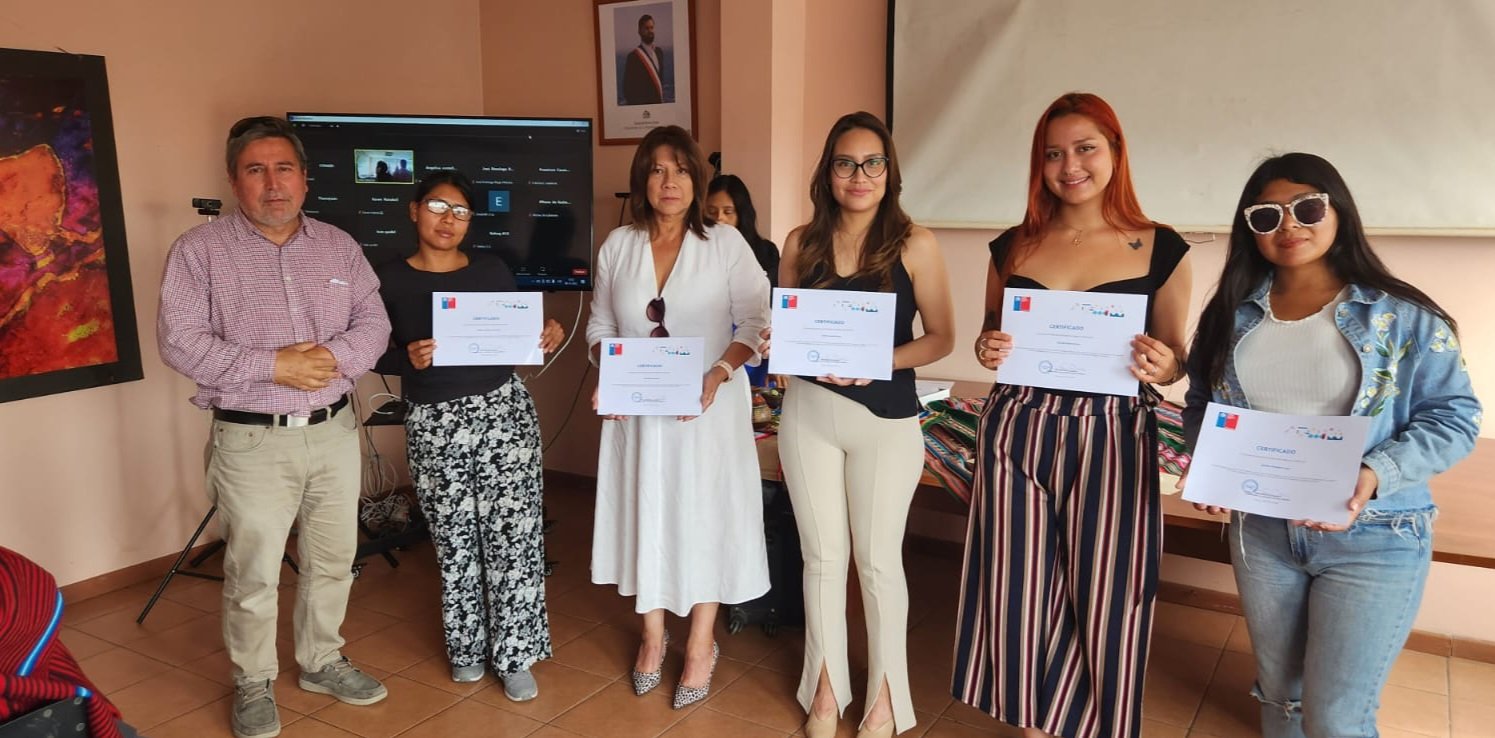 Certifican a jóvenes y adultos en taller sobre Derechos Indígenas 