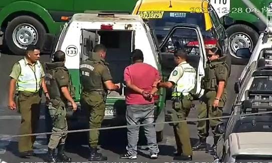 Carabineros detuvo a conductor de taxi que manejaba en estado de ebriedad; registra 19 reiteraciones por diferentes delitos