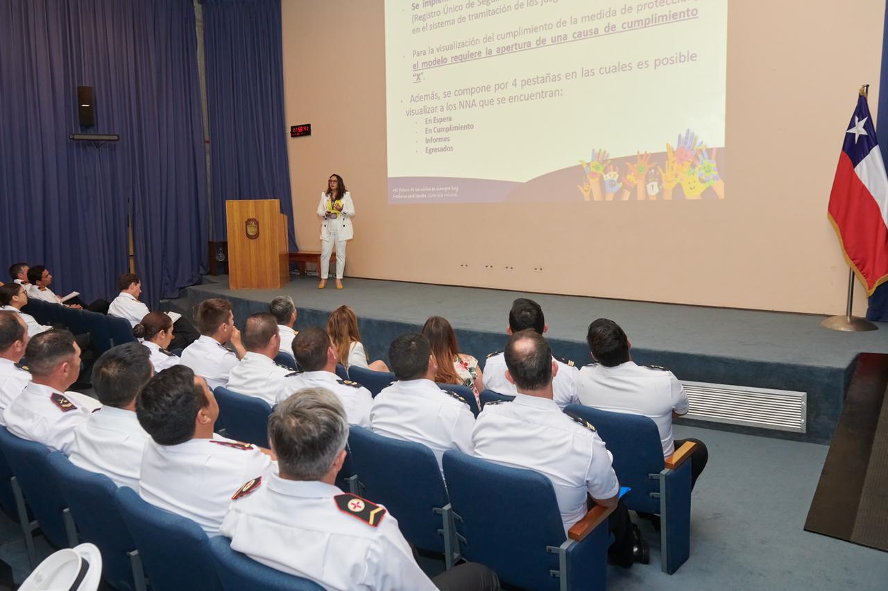 Juzgado de Familia de Iquique capacita a Policía Marítima