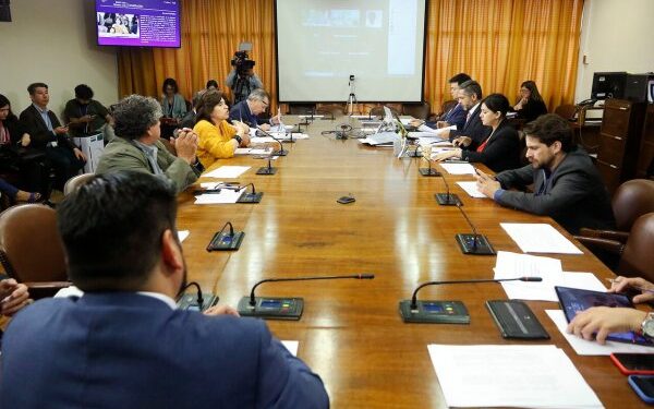 Cómo funcionaría el “autopréstamo” de las AFP que llega con informe negativo a la sala de la Cámara