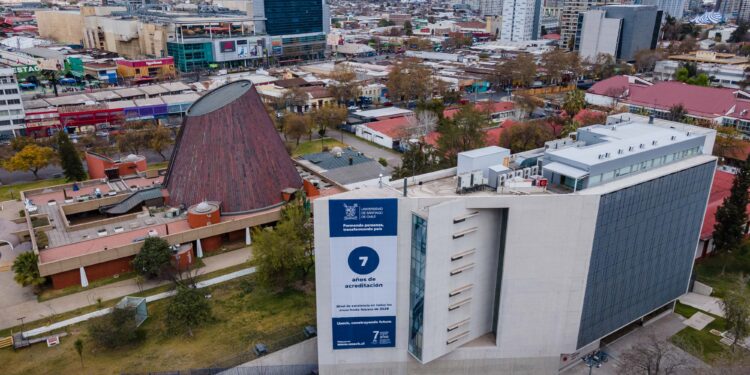 USACH digitaliza su proceso para que los futuros estudiantes se matriculen desde cualquier parte