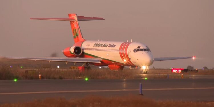 «Aero Tanker» aterrizó en Concepción y se sumará al combate de incendios