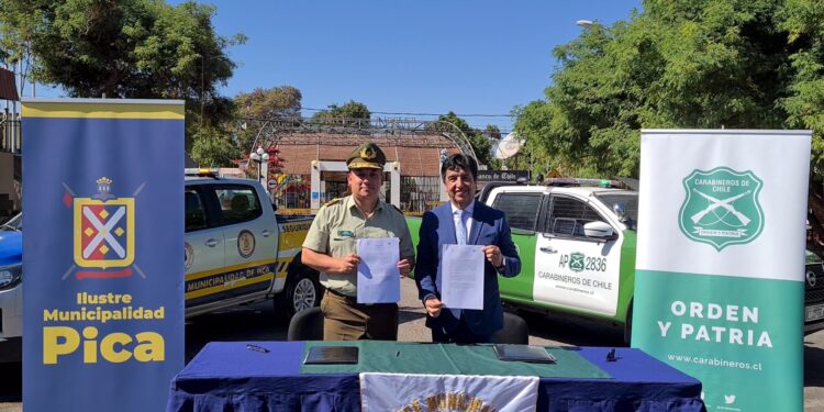 Carabineros firmó convenio de colaboración con municipios de Pica y Huara