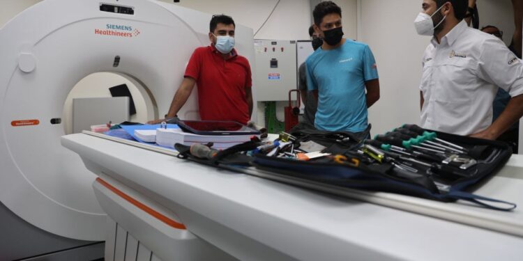 Hospital de Iquique cuenta con nuevo scanner financiado por el Gobierno Regional