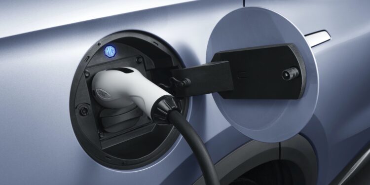 Electromovilidad en Chile: ¿Cómo y dónde cargar un auto eléctrico?