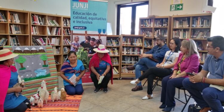 Con relatos de cuentos en aymara JUNJI celebró Día del Libro
