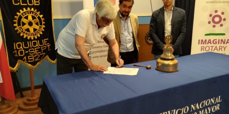 Rotary Club Iquique y SENAMA darán continuidad al Programa Asesores Senior