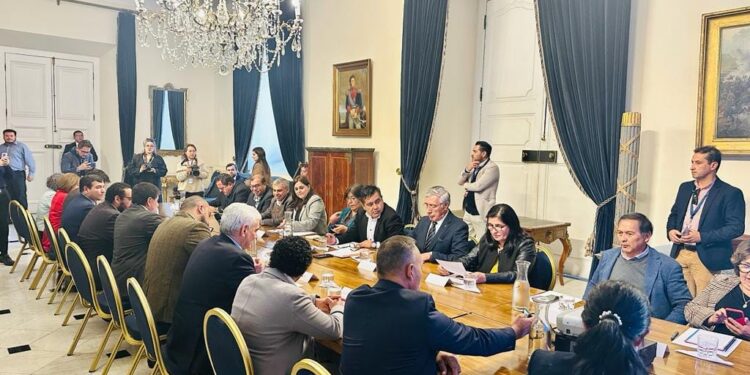 Alcalde de Taltal pide reforzar el Retén de Carabineros de La Negra para un mayor control en el acceso a la comuna