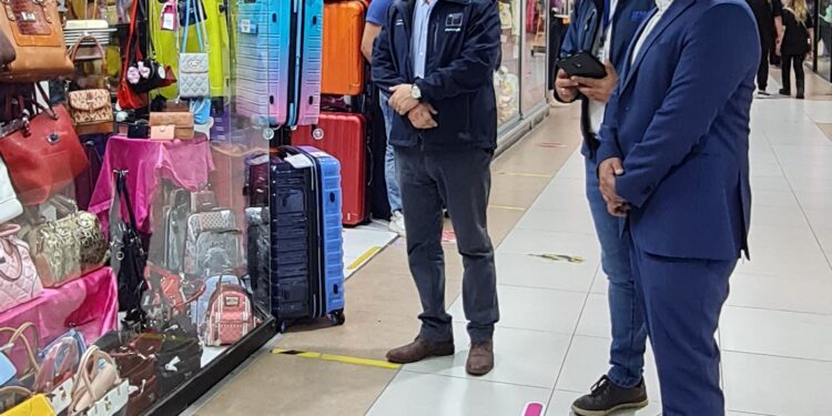 Sernac fiscalizó la Zona Franca de Iquique