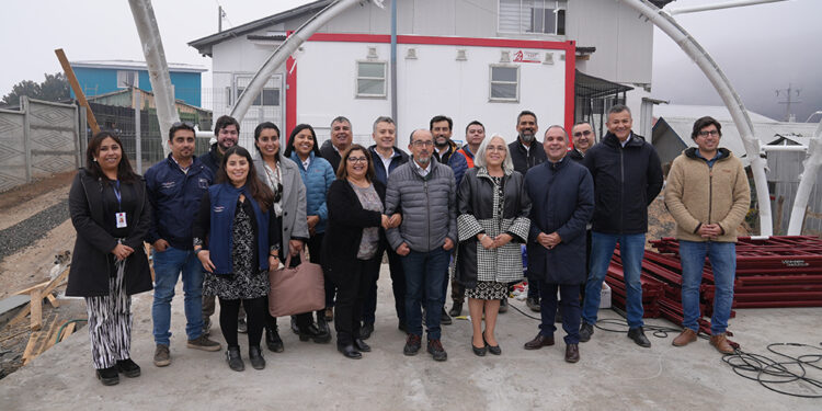 Trabajadores de Collahuasi inauguran nuevas instalaciones de Escuela San Antonio de Tomé tras resultar destruida por los incendios forestales