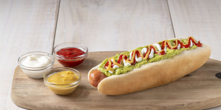 Celebra con todo el Día del Completo