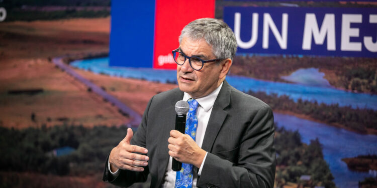 Ministro Marcel destaca avances en descentralización fiscal: Proyecto de Royalty Minero aportaría $13 mil 349 millones a la Región de Tarapacá