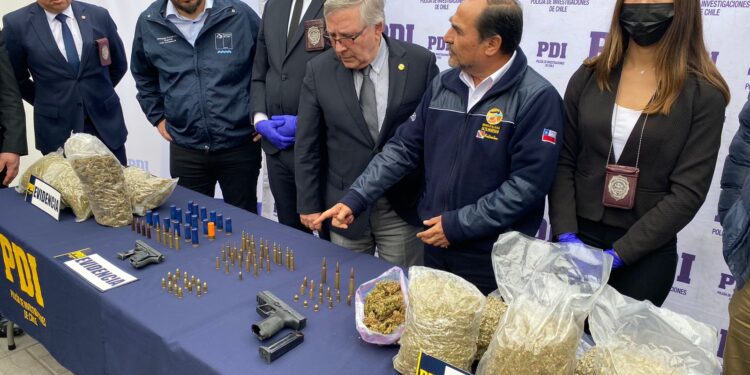 Alcalde de Alto Hospicio resalta trabajo mancomunado en materias de seguridad pública