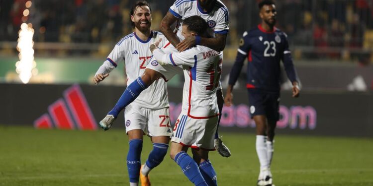La Roja golea a República Dominicana en Viña del Mar