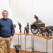 Cultura y oficios pampinos reviven en manos de escultor en metal Raúl Soza