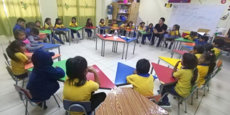 ViLTI SeMANN de la Universidad Católica del Norte: Niños y niñas de Pozo Almonte participan en programa pionero en ciencia y robótica educativa