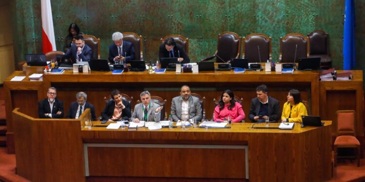 Ministro de Educación tras rechazo de la Acusación Constitucional: “Seguiremos trabajando incansablemente. Hoy debemos ponernos todos al servicio del sistema educativo”