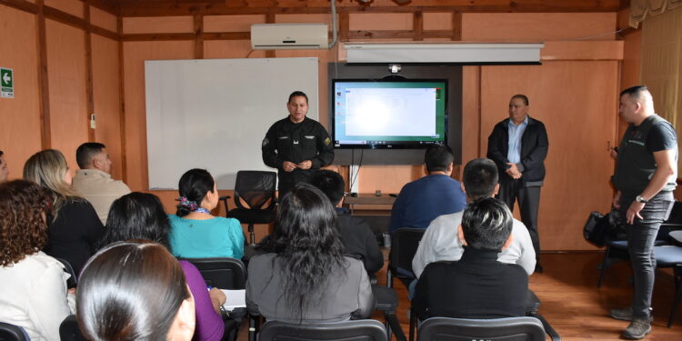 Personal de Gendarmería se capacitó en evaluación y riesgo psicosocial