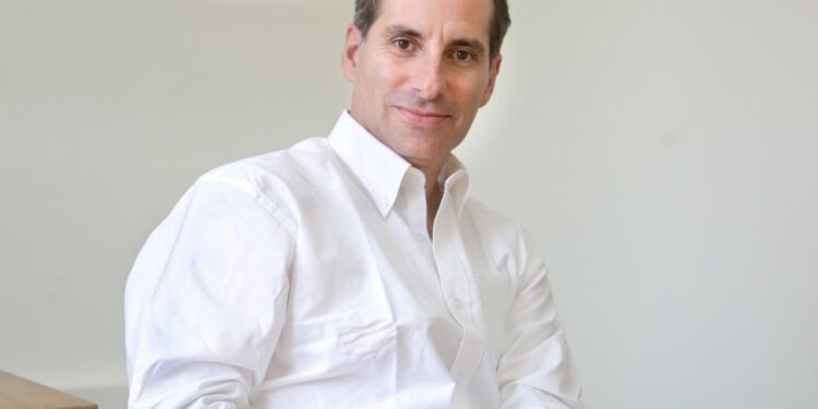 Una mirada a la CASEN 2022: ¿Qué es mejor: 63 o 37?, por Juan Cristóbal Romero*