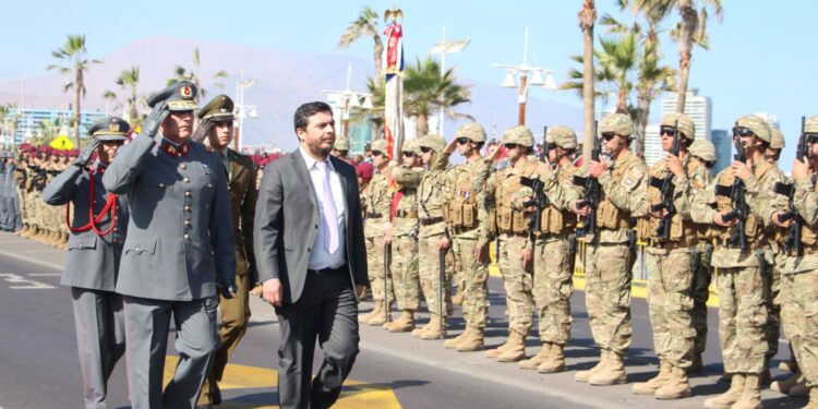 En Plaza Bernardo O’Higgins de Iquique: Soldados del Ejército juraron ante el emblema patrio
