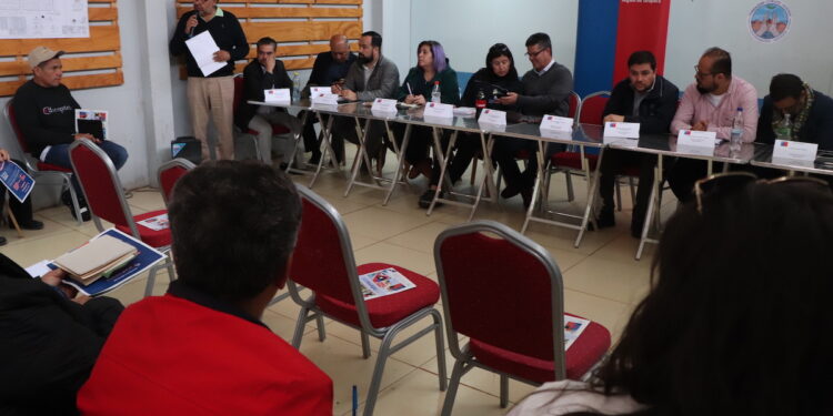 Residentes de Chanavayita expusieron sus necesidades a autoridades regionales