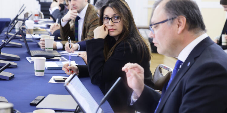 Exponen Iniciativas Populares de Norma en materias de pensiones, trabajo, educación y vivienda