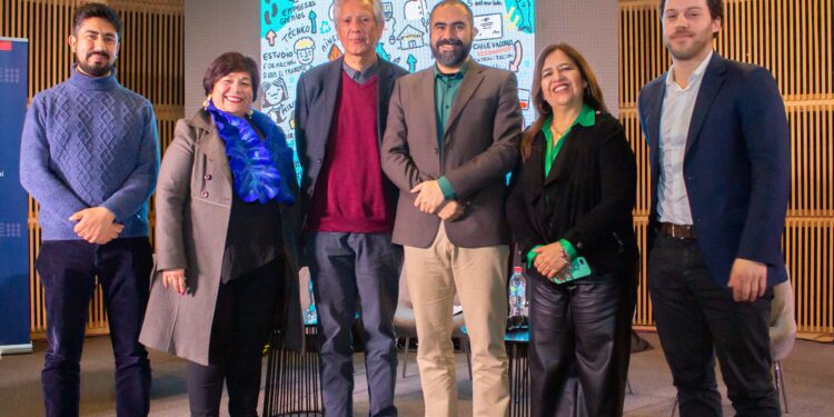 Seminario internacional sobre trayectorias formativas y laborales cierra exitosas actividades de Mes de la Educación Técnico Profesional 