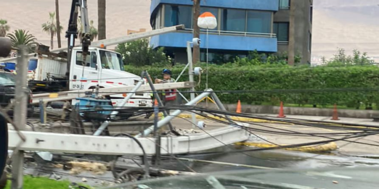 CGE informa sobre accidente de tránsito que afectó a la red eléctrica en Iquique 