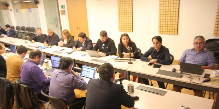 Delegación de autoridades de Arica y Parinacota defendieron presupuesto 2024