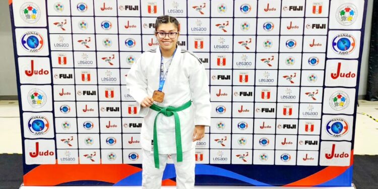 CORE destacó logro internacional de judoca ariqueña Martina Jorquera