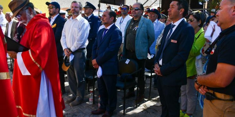 Alcalde de Alto Hospicio destaca fervor de feligreses y pide feriado permanente de fiesta de San Lorenzo