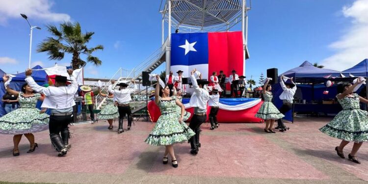 Alto Hospicio da por inaugurado el mes de Fiestas Patrias