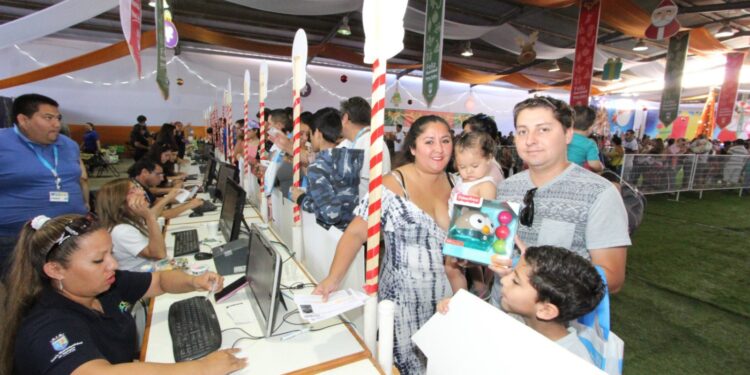 Concejo Municipal de Iquique aprobó adquisición de juguetes para fiesta de Navidad 2023