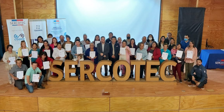 SERCOTEC certifica a 47 emprendedoras y emprendedores de la Provincia del Tamarugal