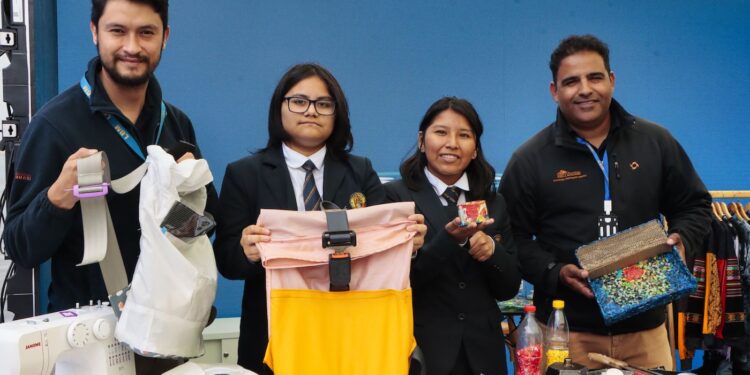 Estudiantes de liceos Bicentenario de Alto Hospicio y Pica presentaron iniciativas de innovación en “Circular Fest”