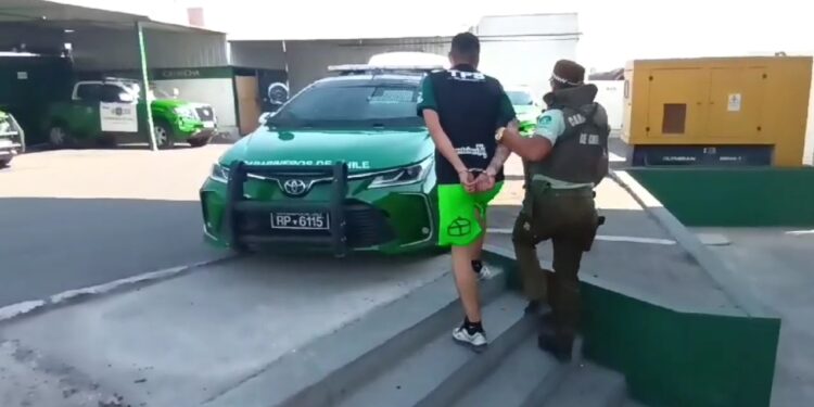 Detenido implicado en desórdenes en Estadio Tierra de Campeones infractor a Ley Nº 19.327