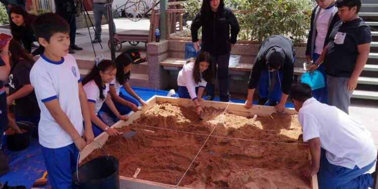 Estudiar arqueología y ejercer esta profesión en Taltal es clave para preservar el patrimonio cultural