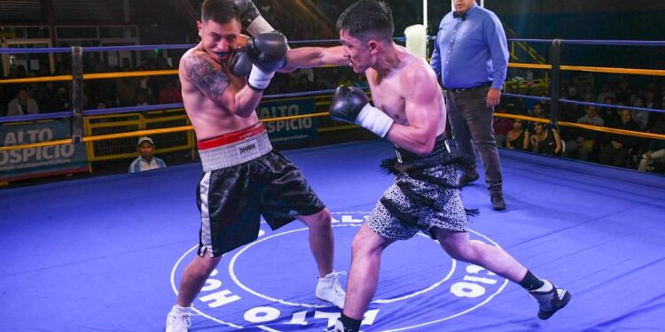 Exitosa velada boxeril en el Estadio Municipal de Alto Hospicio