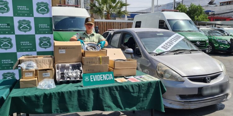 Detienen a banda que mantenía elementos para cometer delitos y un arma adaptada