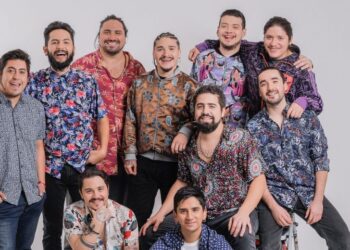 Las dos bandas más importantes de la cumbia chilena terminan el año en flor de concierto