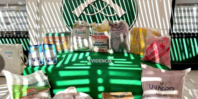 Carabineros y SAG incautaron alimentos de contrabando