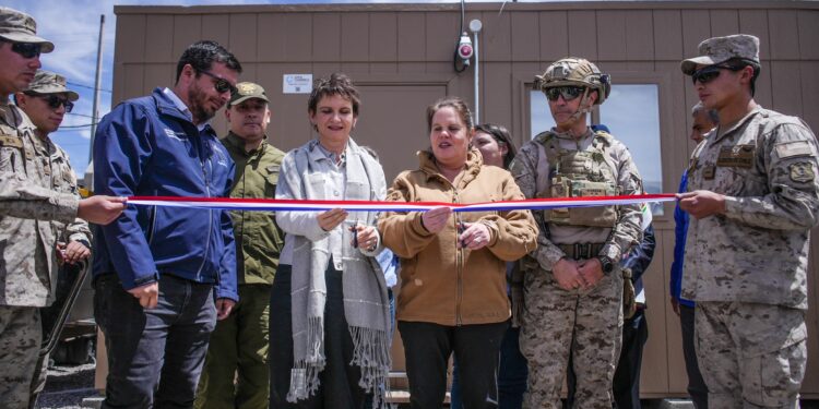 Vicepresidenta Carolina Tohá y ministra de Defensa, Maya Fernández, inauguran nuevos Puestos de Observación Fronteriza (POF) en Colchane