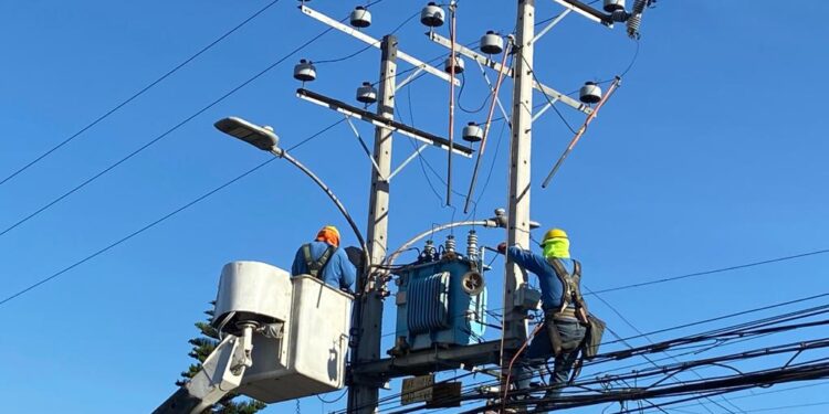 CGE informa trabajos de mejoramiento de la red eléctrica en calle Orella entre 21 de Mayo y Salvador Allende