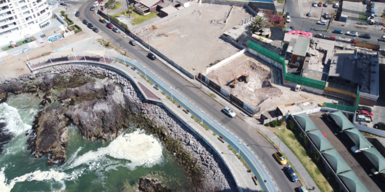 Dirección de Obras Portuarias del MOP planea mejoras en el borde costero de Iquique para los próximos veinte años