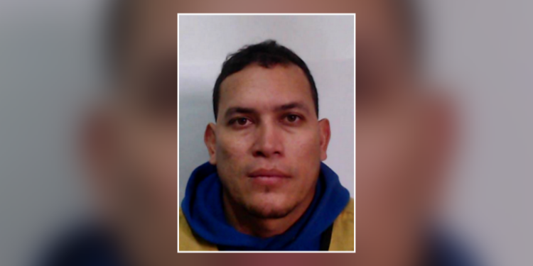 Extranjero muerto tras lanzar granada a carabinera estaba con libertad vigilada