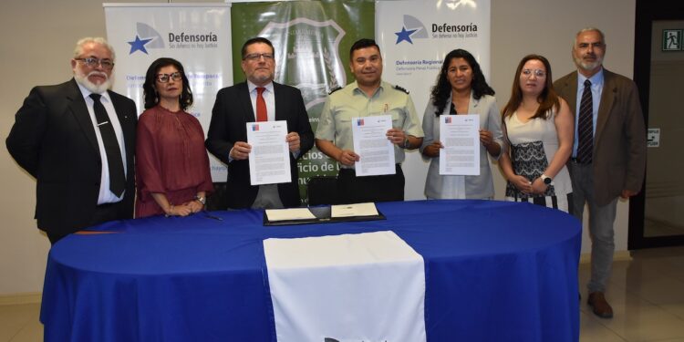 Gendarmería y Defensoría firmaron convenio en beneficio de la comunidad